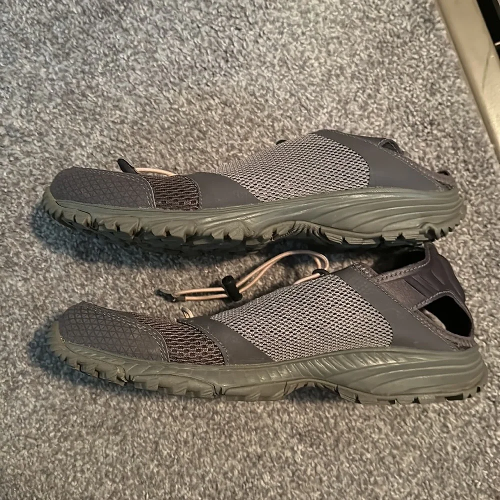 Water Shoes - Picture 3 of 3
